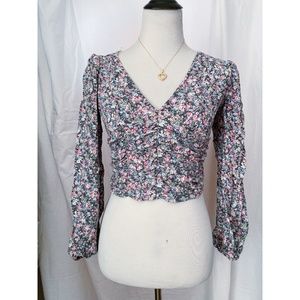 WILD FABLE purple + pink floral v-neck long sleeve top